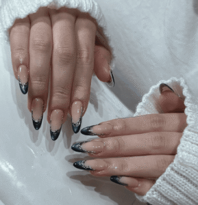 Vivid Nails Instagram